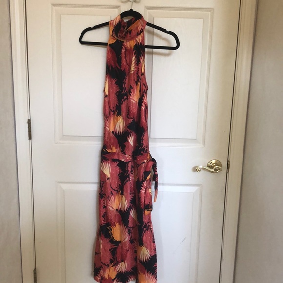 BCBG Max Azria Size 6 100% Silk Dress - Picture 5 of 5